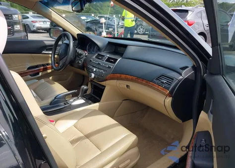 2012 Honda Accord 3.5 Ex-L z USA, uszkodzony, nr VIN 1HGCP3F81CA016442